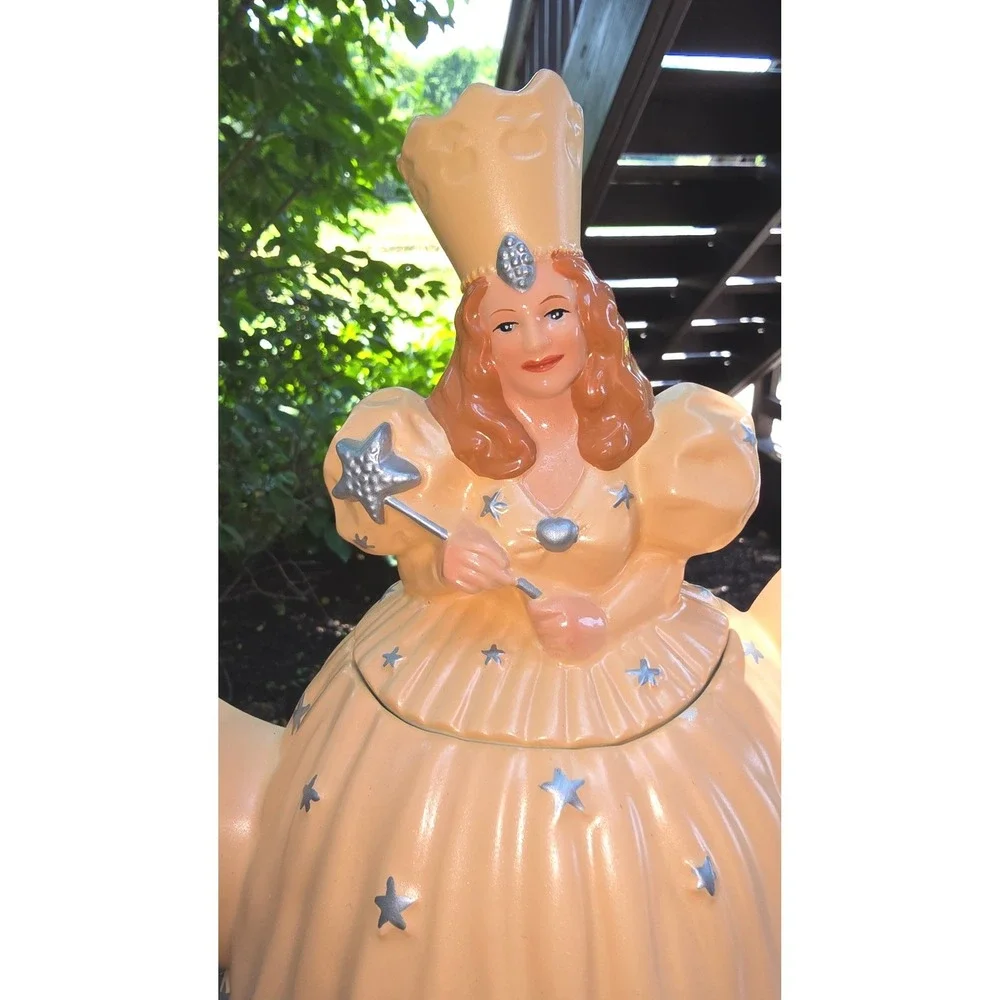 Vintage 1998 Warner Bros Glinda the Good Witch Wizard of Oz Teapot